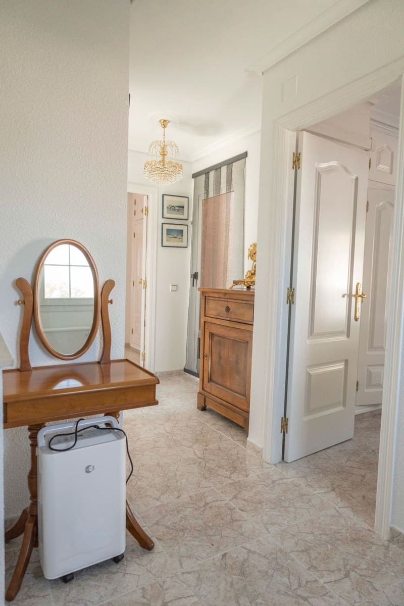 4 soveværelse Villa til salg i Alcossebre med swimmingpool garage - € 424.900 (Ref: 9300338)