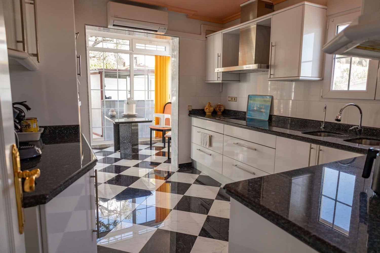 4 soveværelse Villa til salg i Alcossebre med swimmingpool garage - € 424.900 (Ref: 9300338)