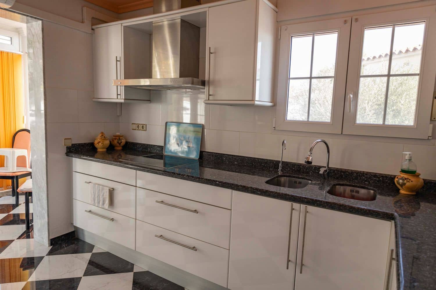 4 soveværelse Villa til salg i Alcossebre med swimmingpool garage - € 424.900 (Ref: 9300338)