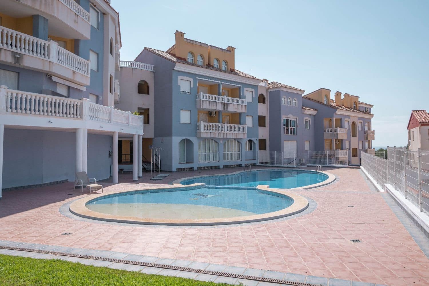 2 slaapkamer Appartement te huur in Alcossebre met zwembad garage - € 750 (Ref: 9709472)