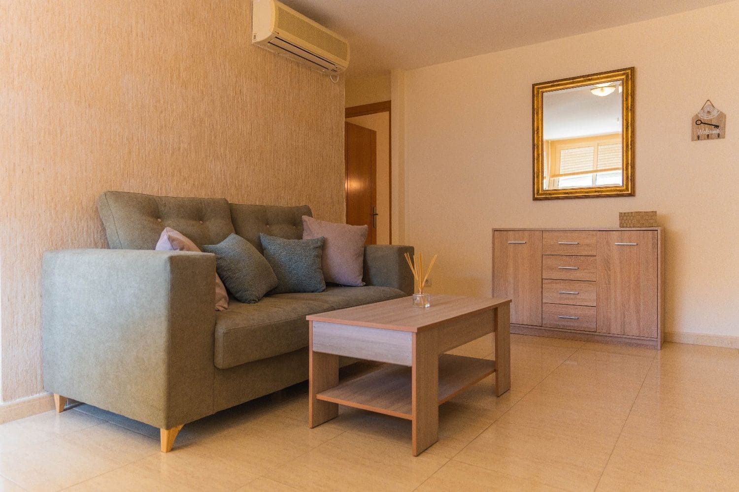 2 slaapkamer Appartement te huur in Alcossebre met zwembad garage - € 750 (Ref: 9709472)