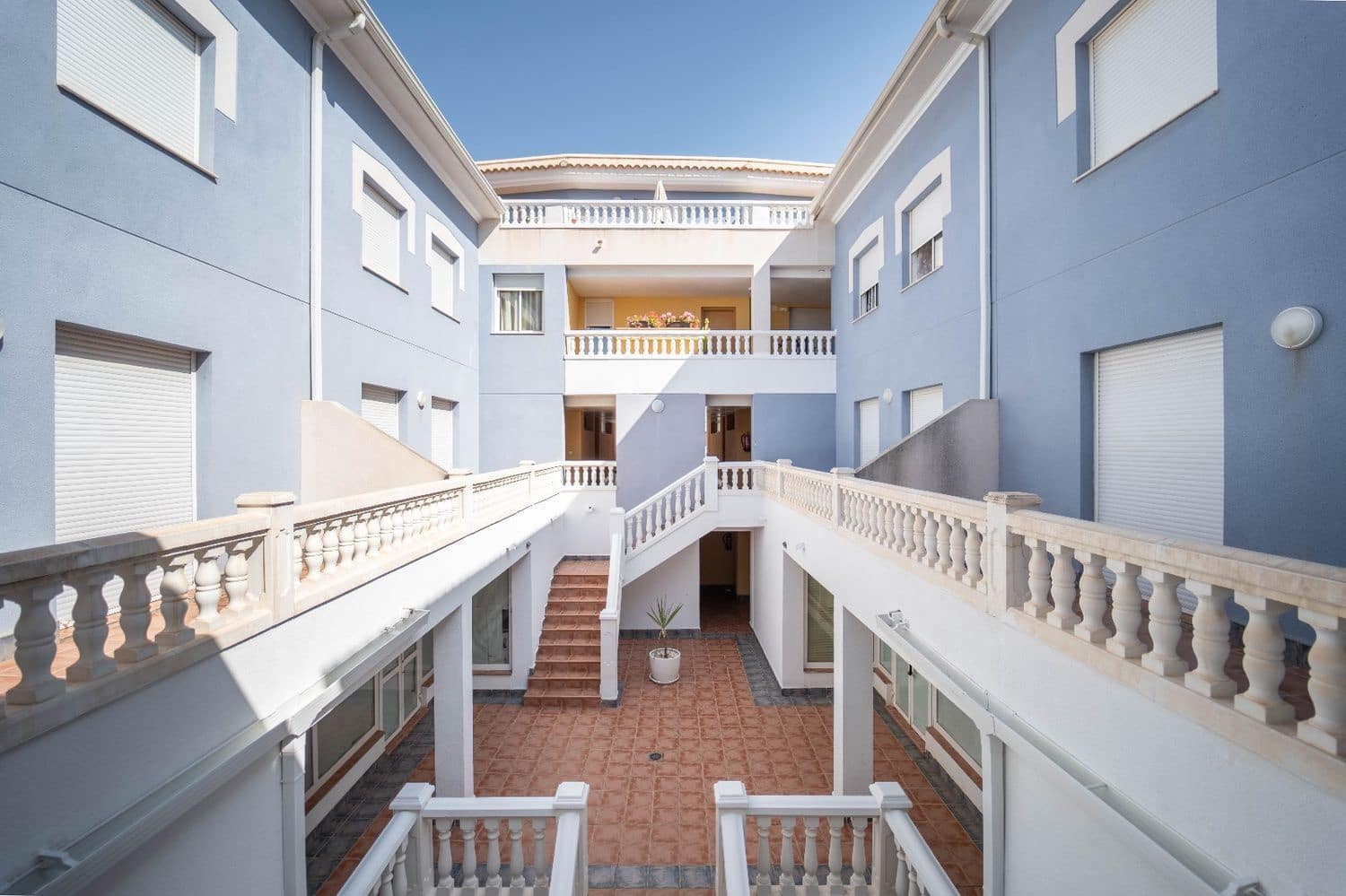 2 slaapkamer Appartement te huur in Alcossebre met zwembad garage - € 750 (Ref: 9709472)