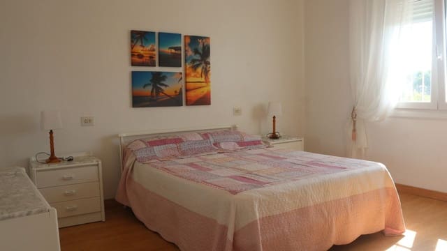 3 bedroom Villa for rent in Alcossebre, Alcalá de Xivert with pool garage - € 1,000 (Ref: 9880540)