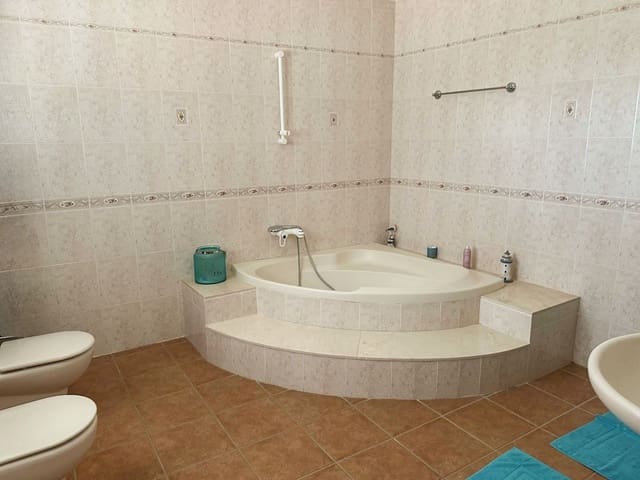 4 soverom Villa til salgs i Alcossebre, Alcalá de Xivert med svømmebasseng garasje - € 590 000 (Ref: 9949060)