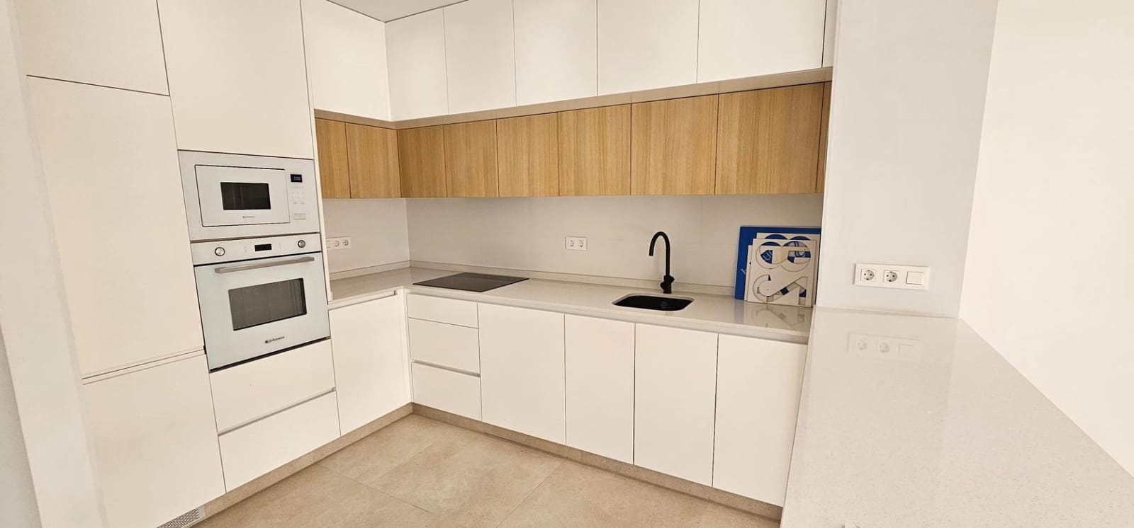 3 Zimmer Apartment zu verkaufen in El Raso mit Pool Garage - 344.900 € (Ref: 10004152)