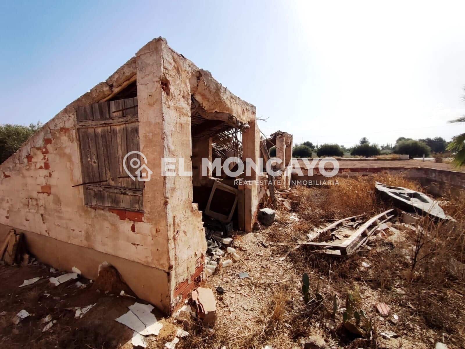 5 bedroom Finca/Country House for sale in La Hoya - € 225,000 (Ref: 10015569)
