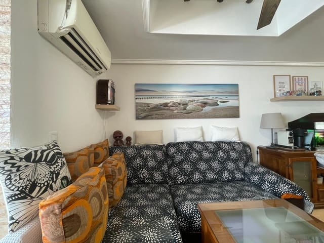 2 bedroom Penthouse for sale in Playa de los Locos, Torrevieja - € 205,000 (Ref: 10017515)
