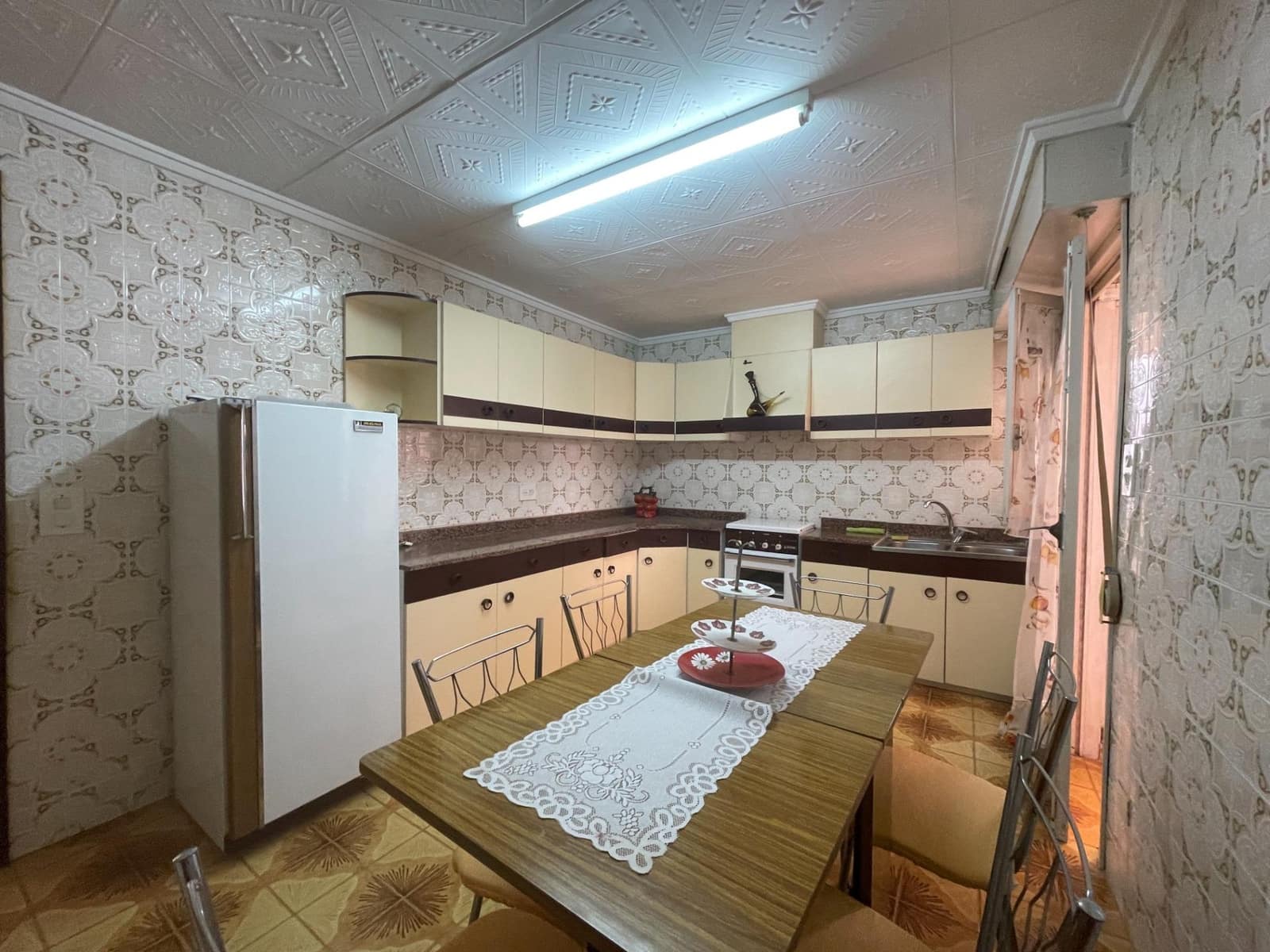 6 bedroom Townhouse for sale in Rojales with garage - € 265,000 (Ref: 10017517)