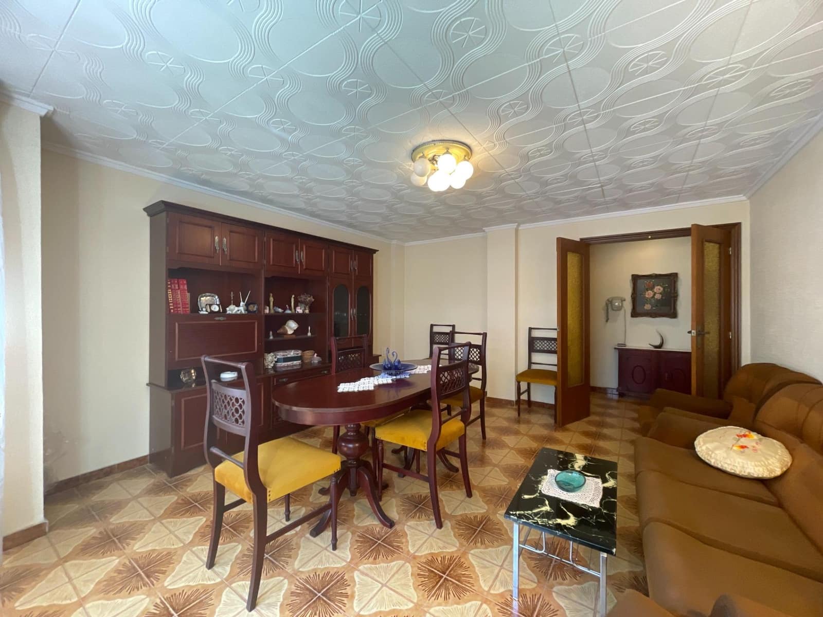 6 bedroom Townhouse for sale in Rojales with garage - € 265,000 (Ref: 10017517)