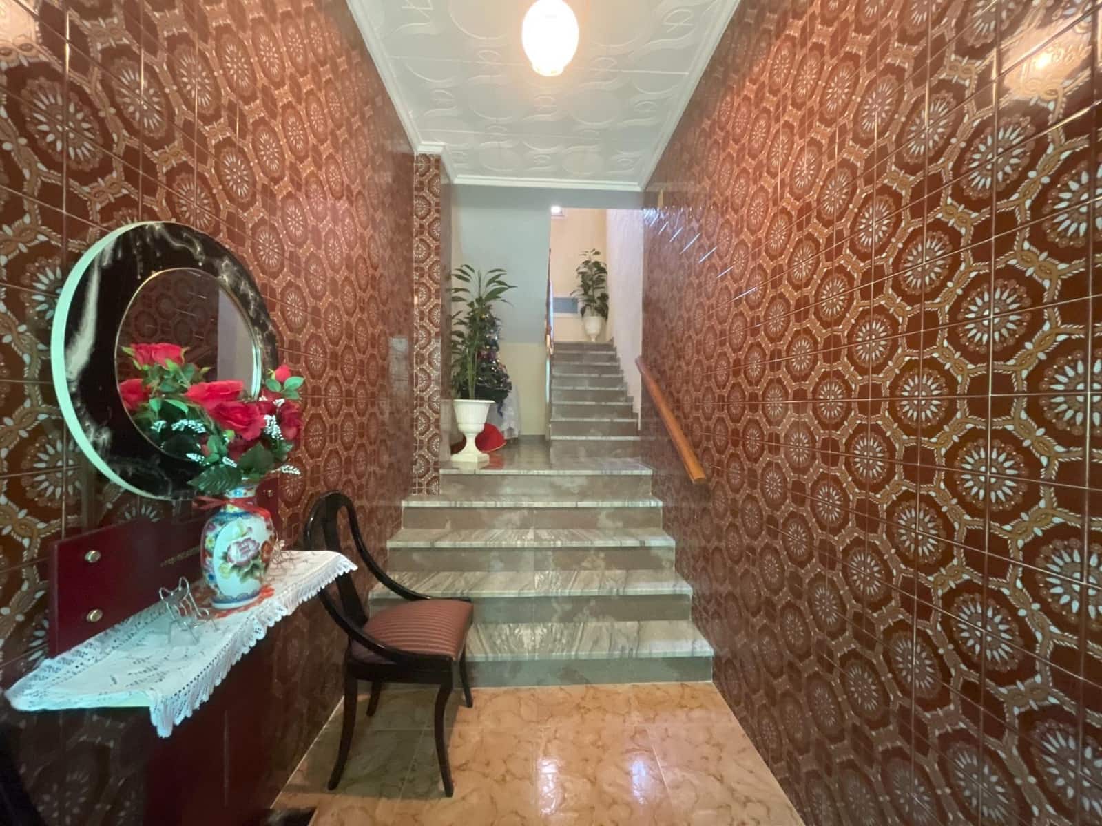 6 bedroom Townhouse for sale in Rojales with garage - € 265,000 (Ref: 10017517)