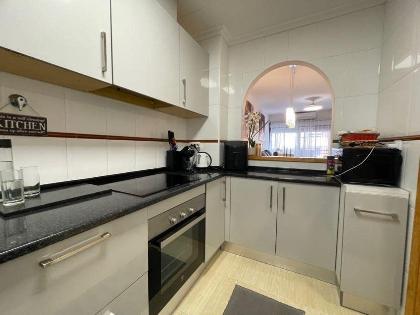 3 soveværelse Lejlighed til salg i Torrevieja - € 239.000 (Ref: 10022469)