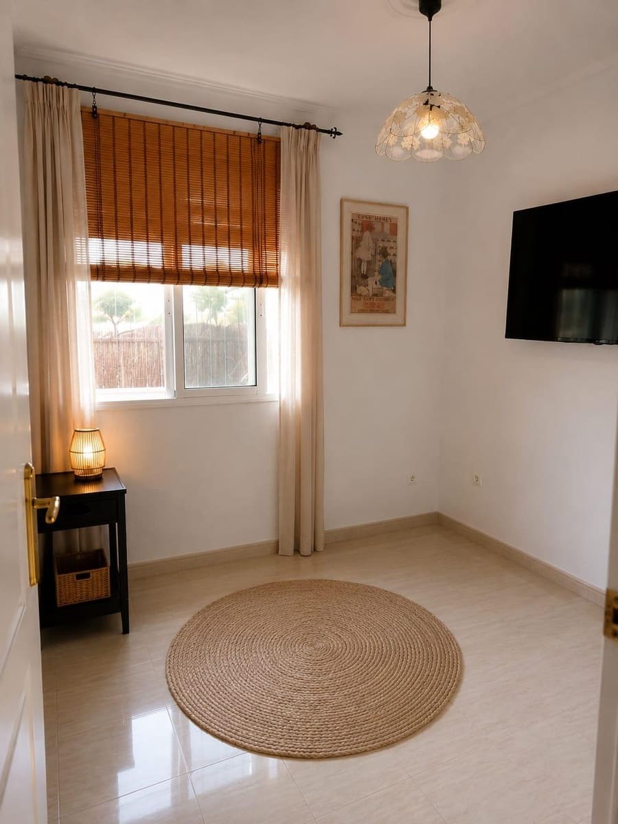 2 bedroom Bungalow for sale in Rojales with pool - € 185,000 (Ref: 10022471)