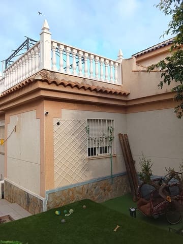 2 bedroom Bungalow for sale in Rojales with pool - € 185,000 (Ref: 10022471)