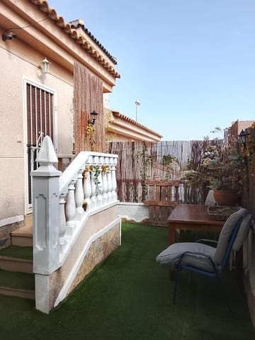 2 bedroom Bungalow for sale in Rojales with pool - € 185,000 (Ref: 10022471)