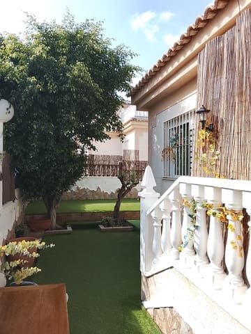2 bedroom Bungalow for sale in Rojales with pool - € 185,000 (Ref: 10022471)