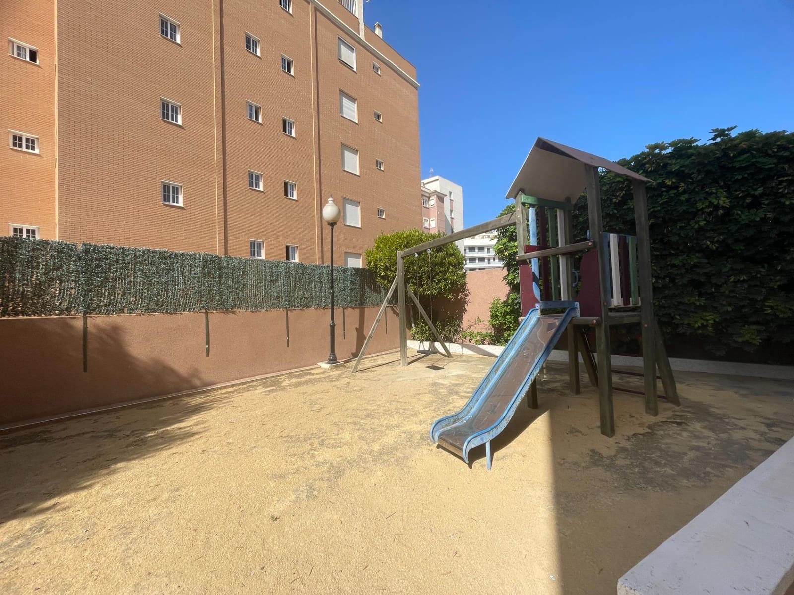 1 soveværelse Lejlighed til salg i Guardamar del Segura med swimmingpool garage - € 159.500 (Ref: 10024133)
