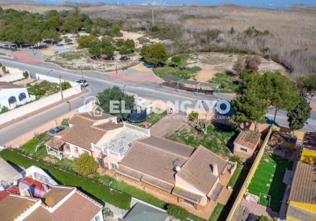 6 soveværelse Villa til salg i Los Balcones - Los Altos, Torrevieja - € 500.000 (Ref: 10024134)