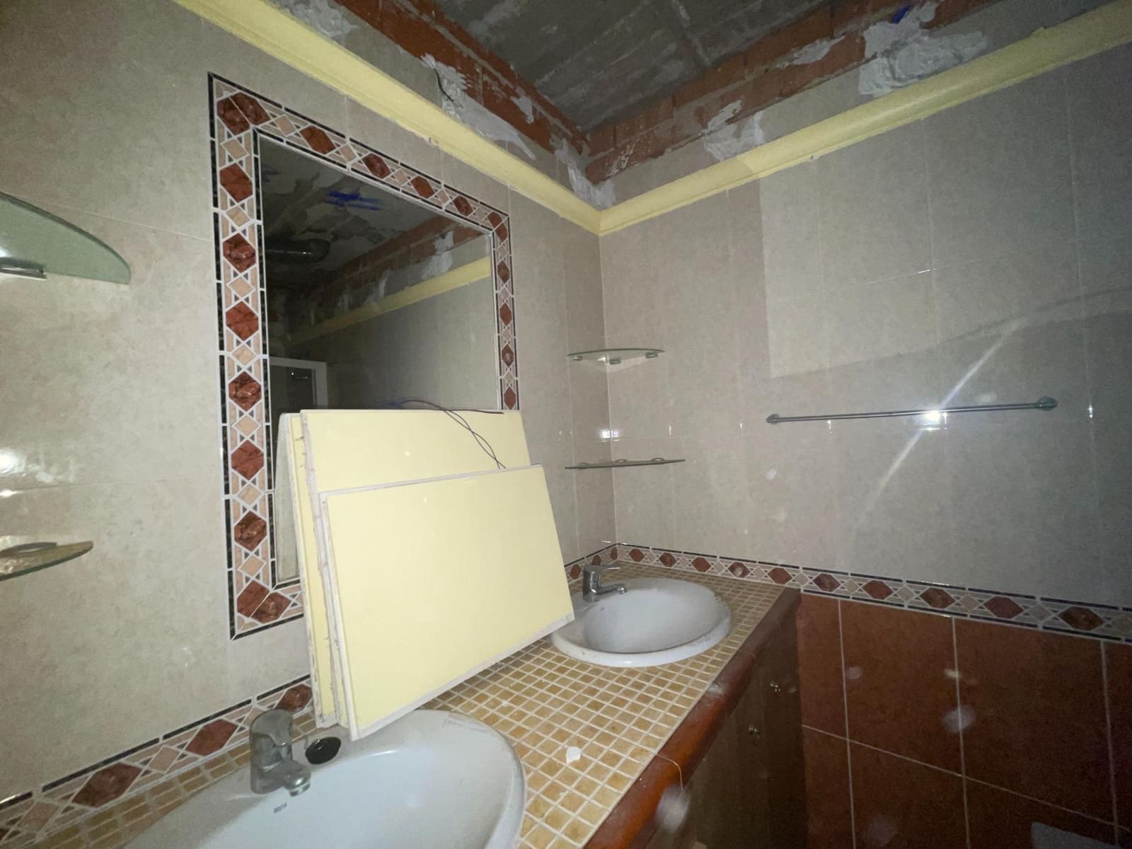 3 sypialnia Apartament na sprzedaż w Guardamar del Segura z garażem - 229 000 € (Ref: 10028881)