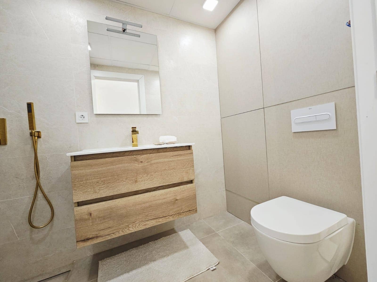 2 Zimmer Apartment zu verkaufen in Torrevieja - 249.900 € (Ref: 10028883)