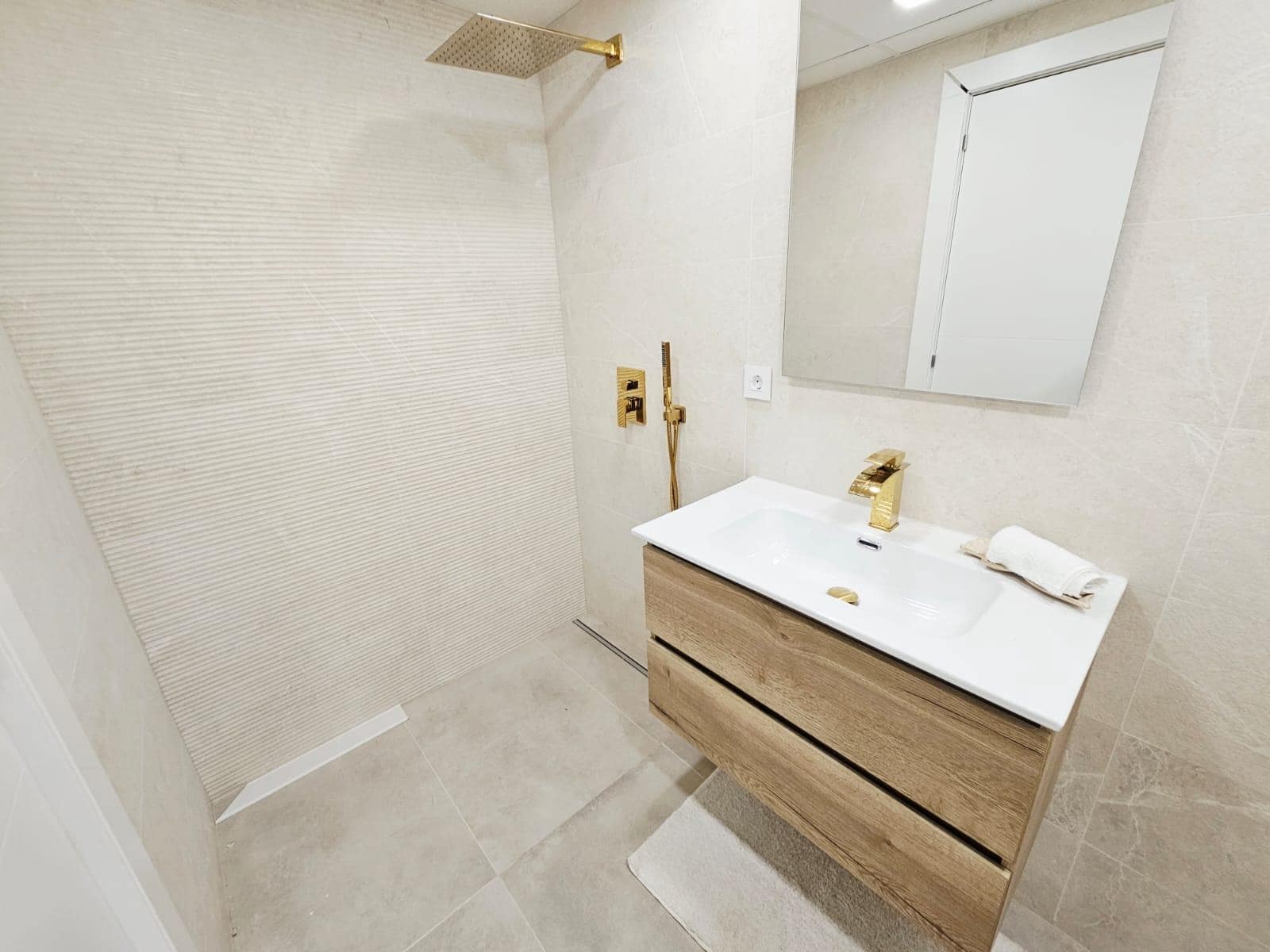 2 Zimmer Apartment zu verkaufen in Torrevieja - 249.900 € (Ref: 10028883)