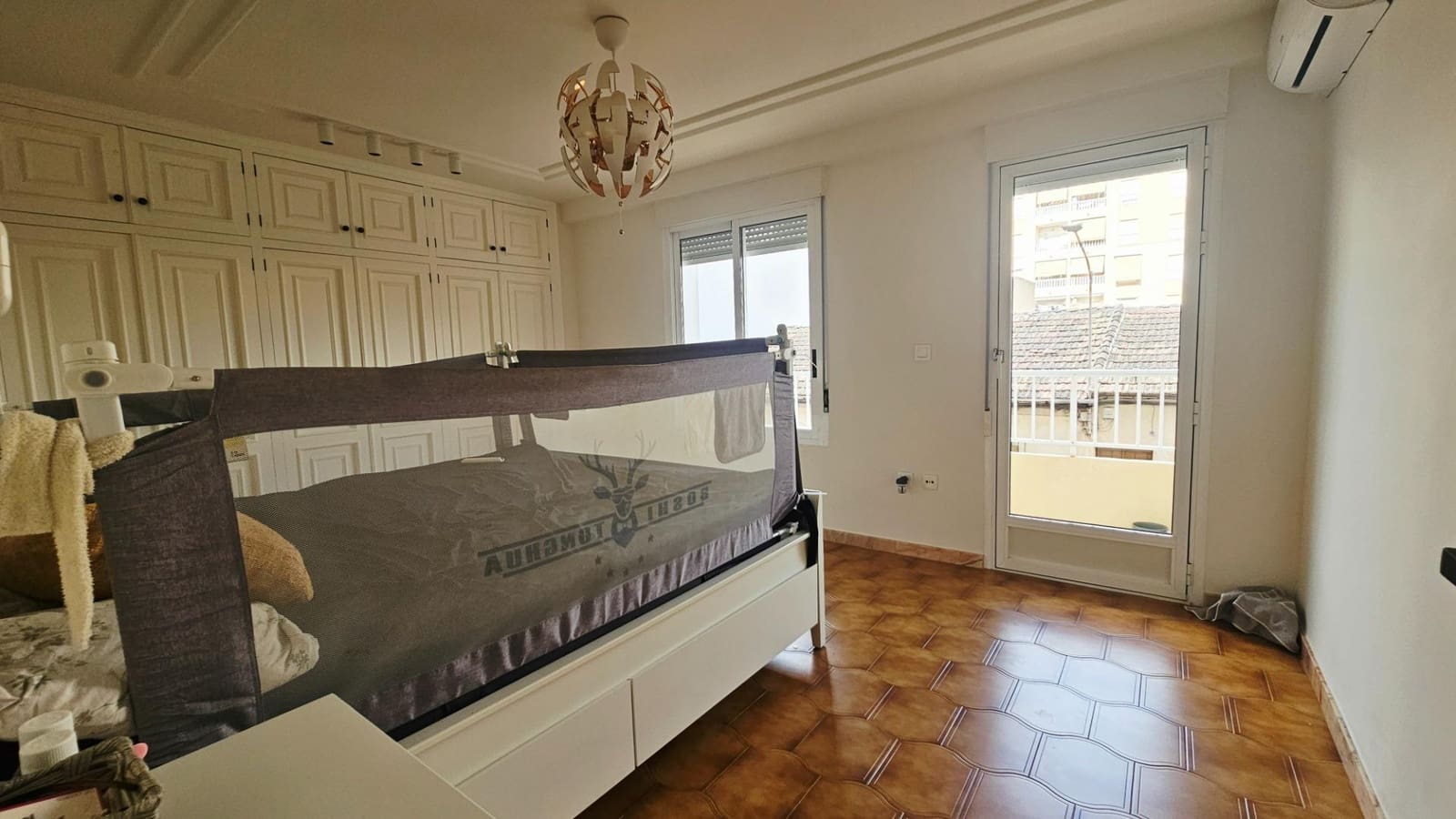 4 chambre Appartement à vendre à Guardamar del Segura avec garage - 349 000 € (Ref: 10041104)