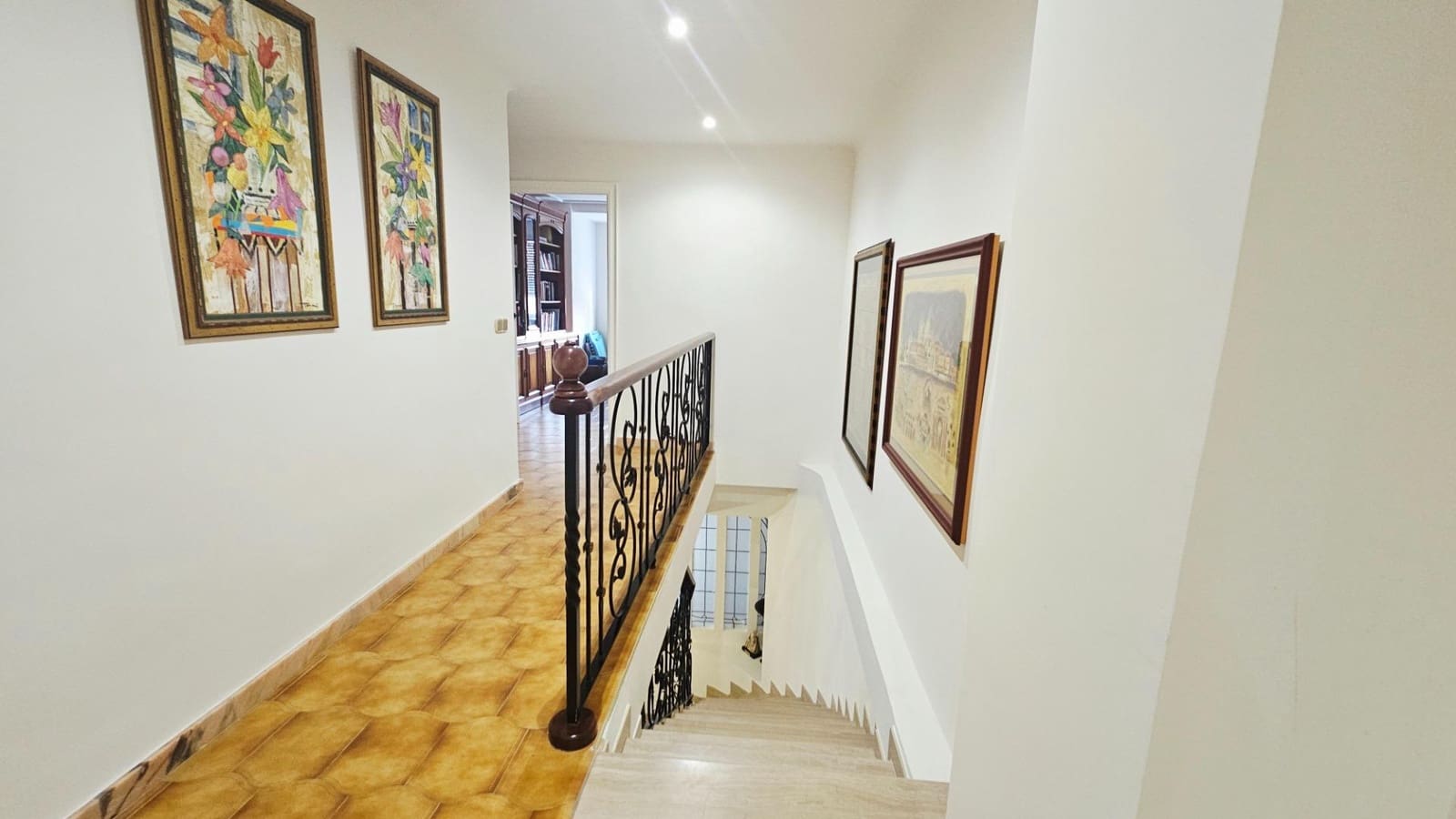 4 chambre Appartement à vendre à Guardamar del Segura avec garage - 349 000 € (Ref: 10041104)