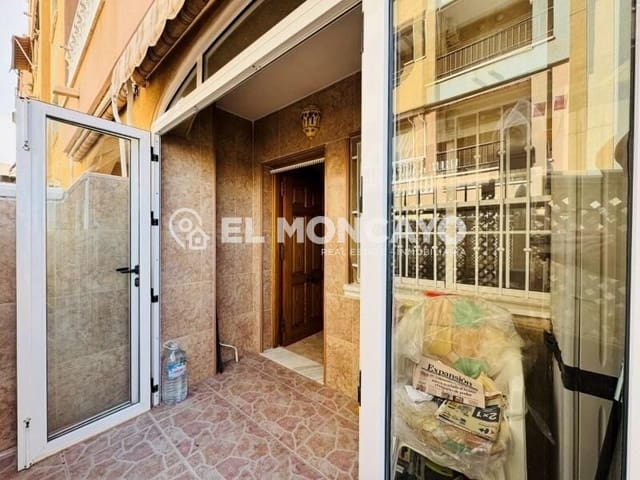 Apartamento de 2 habitaciones en Torrevieja en venta con piscina garaje - 169.000 € (Ref: 10043004)