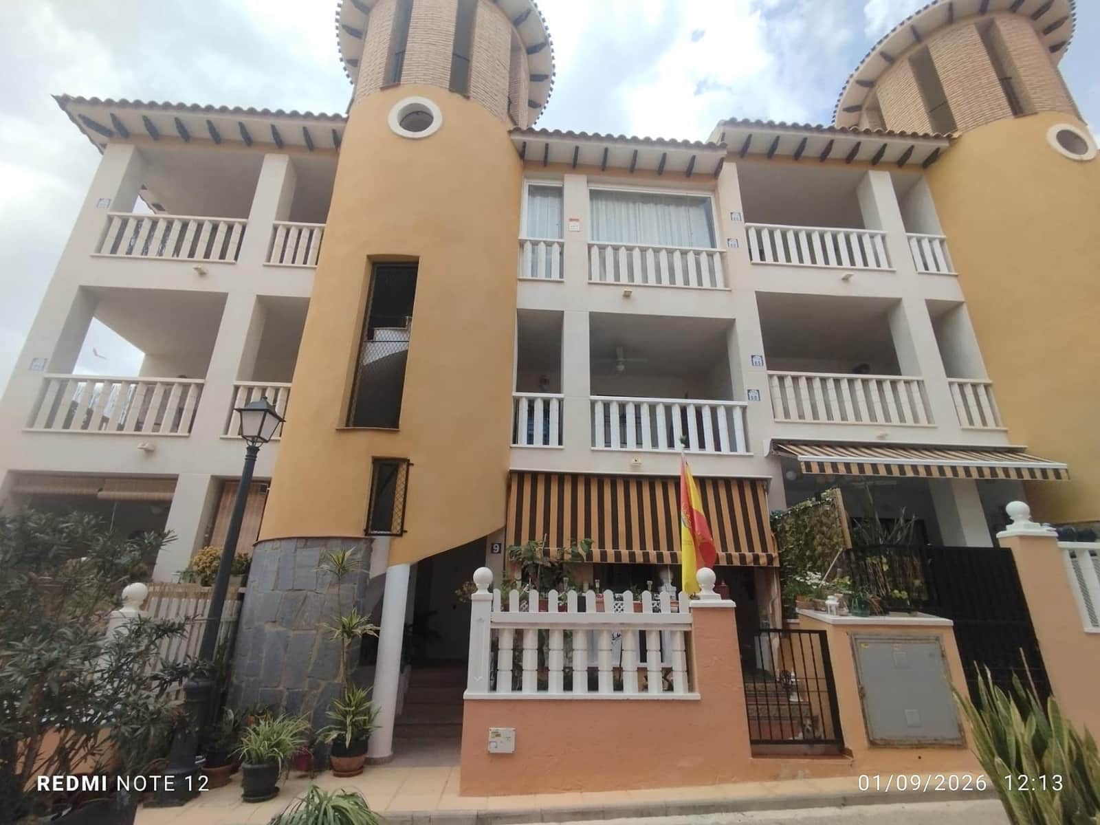 2 slaapkamer Appartement te koop in El Pinet met zwembad - € 139.000 (Ref: 10049259)