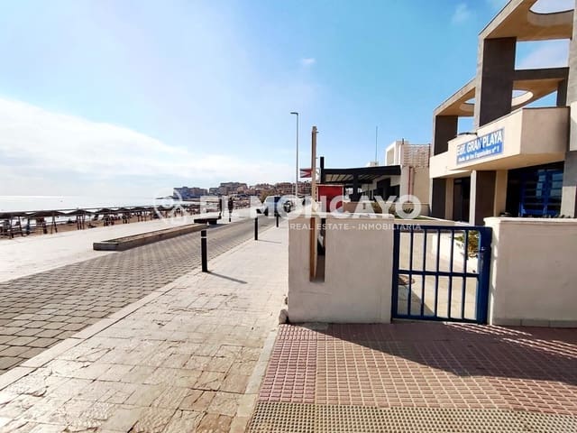 Apartamento de 2 habitaciones en Los Europeos, Torrevieja en venta con piscina - 335.000 € (Ref: 10081204)
