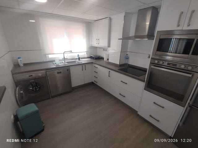 4 soverom Leilighet til salgs i Guardamar del Segura med garasje - € 599 000 (Ref: 10090872)