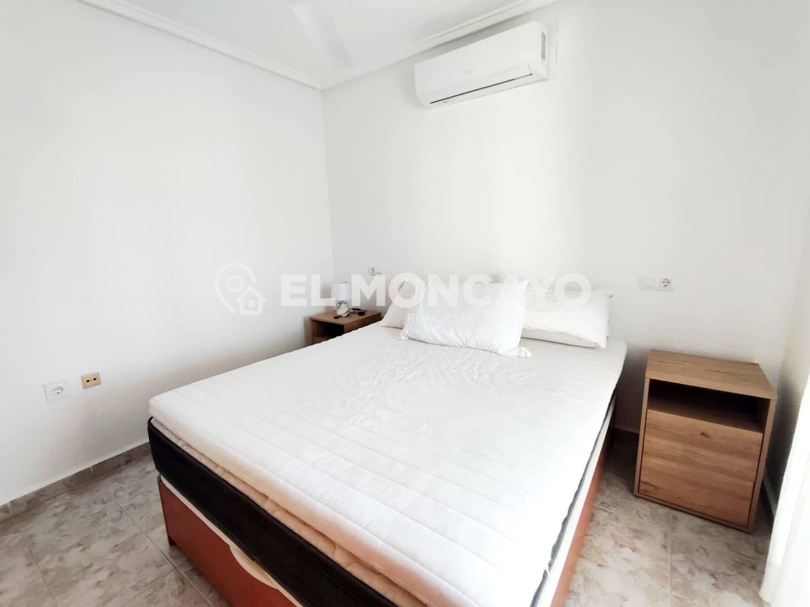 2 soverom Leilighet til salgs i Guardamar del Segura med svømmebasseng garasje - € 155 000 (Ref: 10094619)