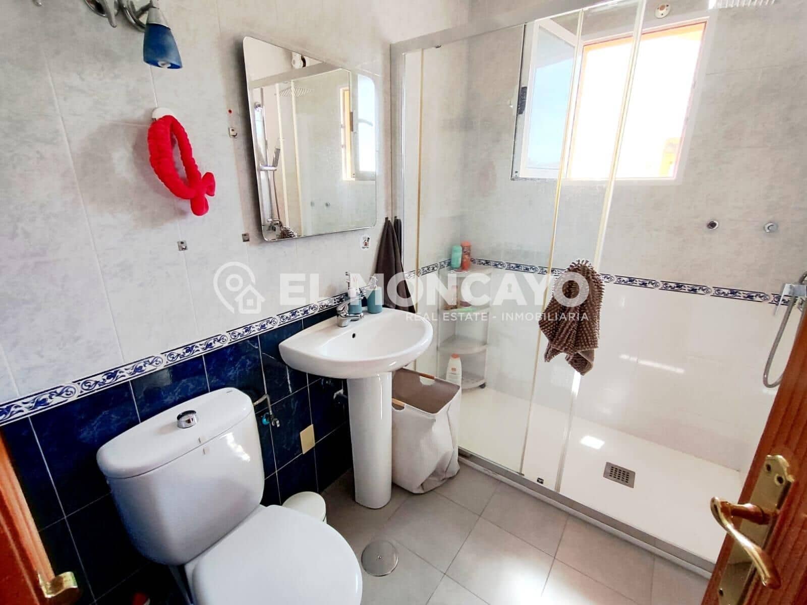 2 soverom Leilighet til salgs i Guardamar del Segura med svømmebasseng garasje - € 155 000 (Ref: 10094619)