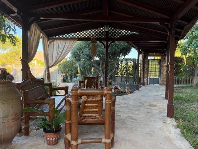 3 sypialnia Willa na sprzedaż w Montepinar - La Aparecida - Raiguero, Orihuela z basenem garażem - 499 000 € (Ref: 10100430)