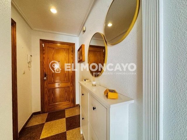 2 sovrum Takvåning till salu i Torrevieja - 180 000 € (Ref: 10100431)