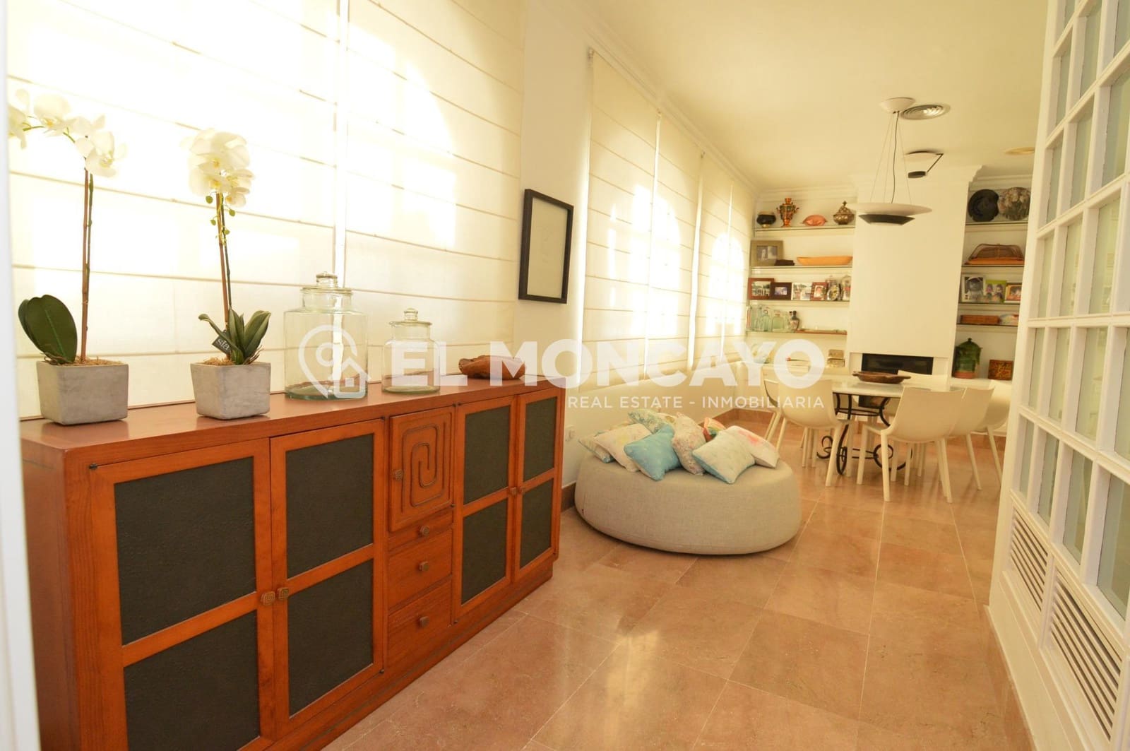6 soveværelse Villa til salg i Torrevieja med swimmingpool garage - € 890.000 (Ref: 10102596)