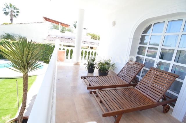 6 soveværelse Villa til salg i El Chaparral - La Siesta - La Torreta, Torrevieja med swimmingpool garage - € 890.000 (Ref: 10102596)