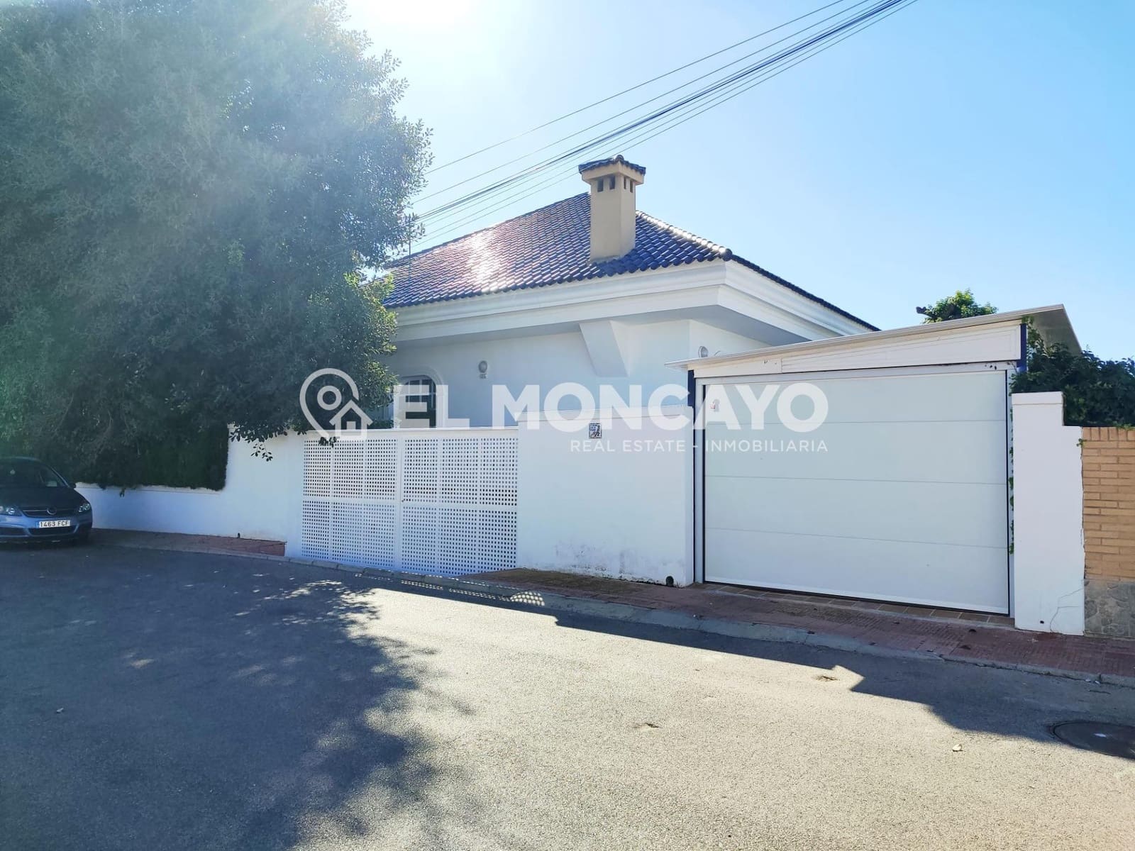 6 soveværelse Villa til salg i Torrevieja med swimmingpool garage - € 890.000 (Ref: 10102596)