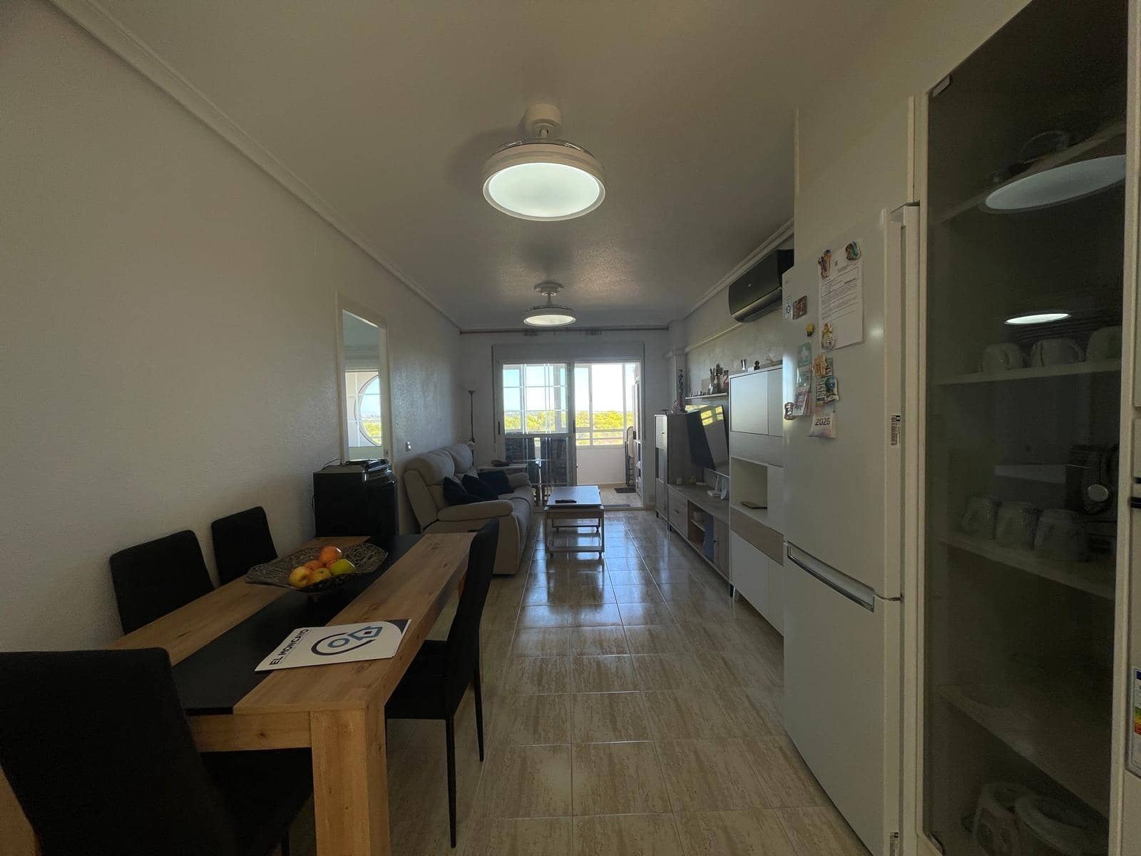 3 makuuhuone Huoneisto myytävänä paikassa Torrevieja mukana uima-altaan - 153 990 € (Ref: 10109674)