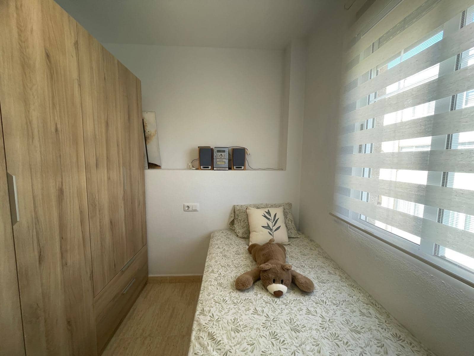 3 makuuhuone Huoneisto myytävänä paikassa Torrevieja mukana uima-altaan - 153 990 € (Ref: 10109674)