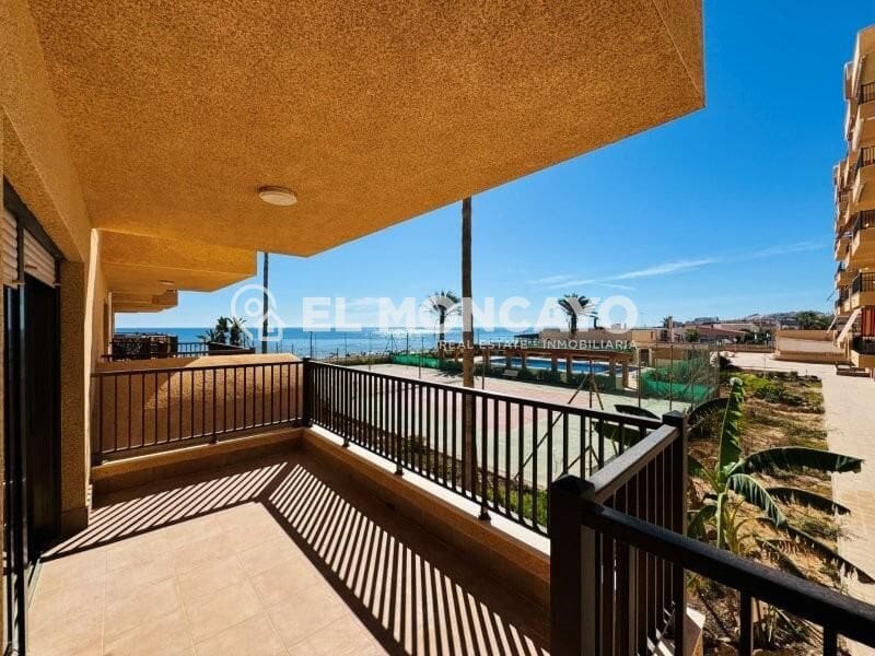 3 quarto Apartamento para venda em La Mata com piscina garagem - 399 000 € (Ref: 10111021)
