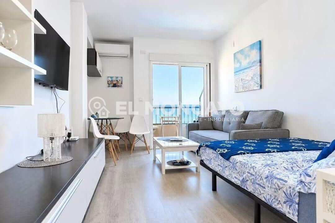 Studio til salgs i Torrevieja med svømmebasseng - € 125 500 (Ref: 10120175)