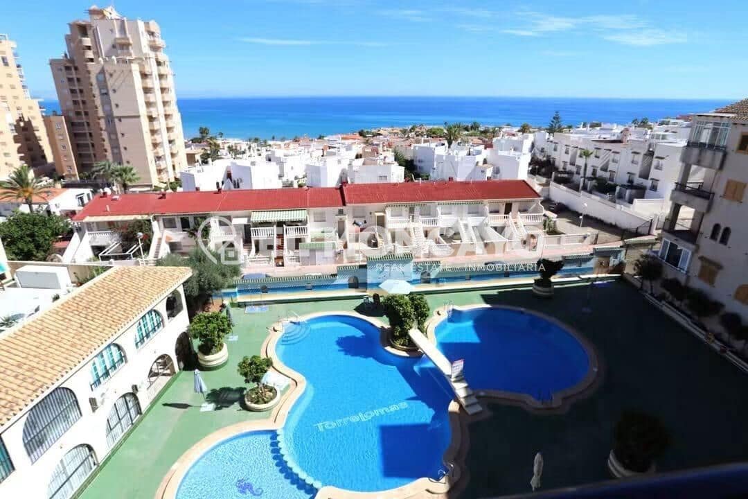 Studio til salgs i Torrevieja med svømmebasseng - € 125 500 (Ref: 10120175)