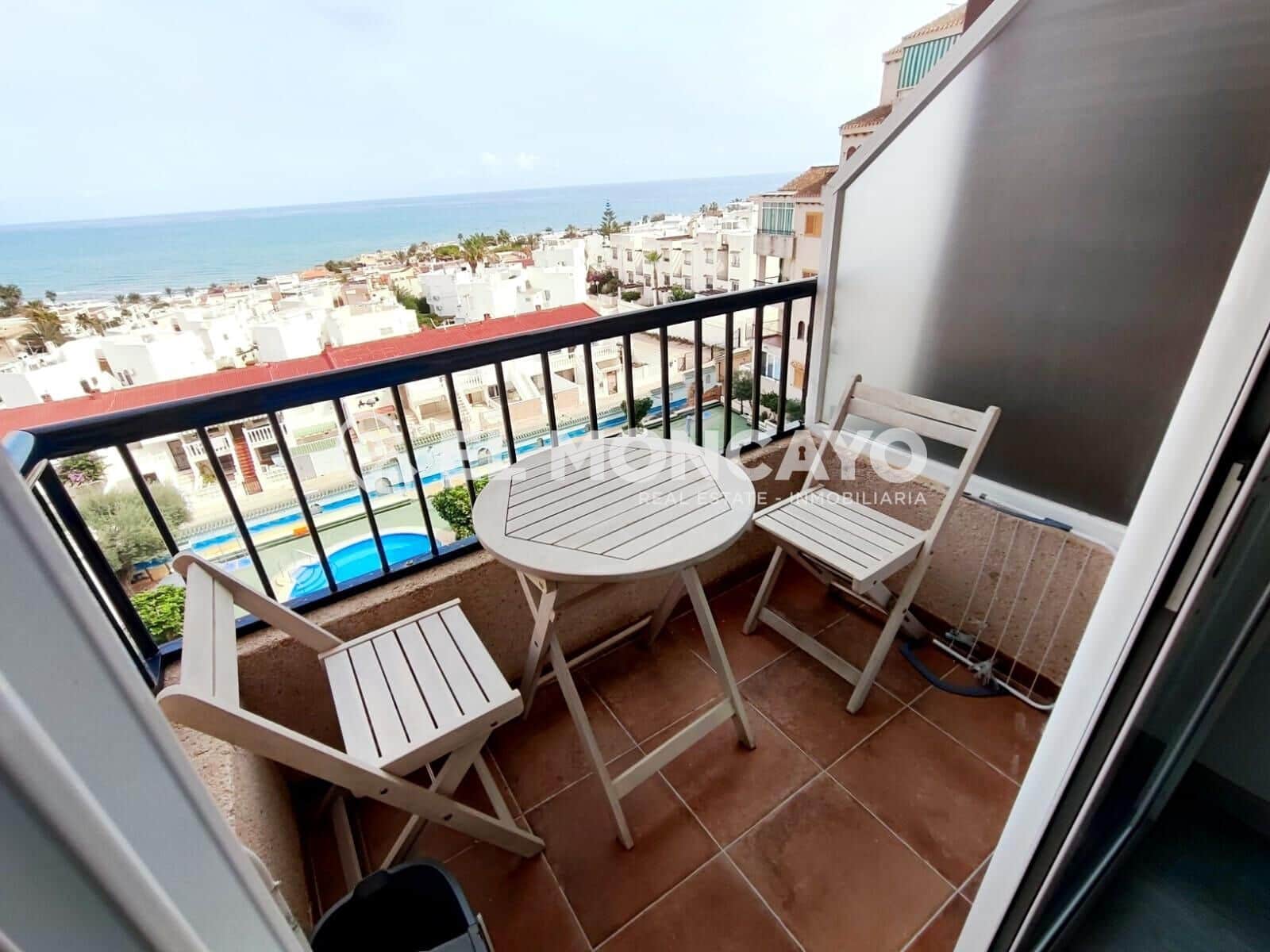 Studio til salgs i Torrevieja med svømmebasseng - € 125 500 (Ref: 10120175)