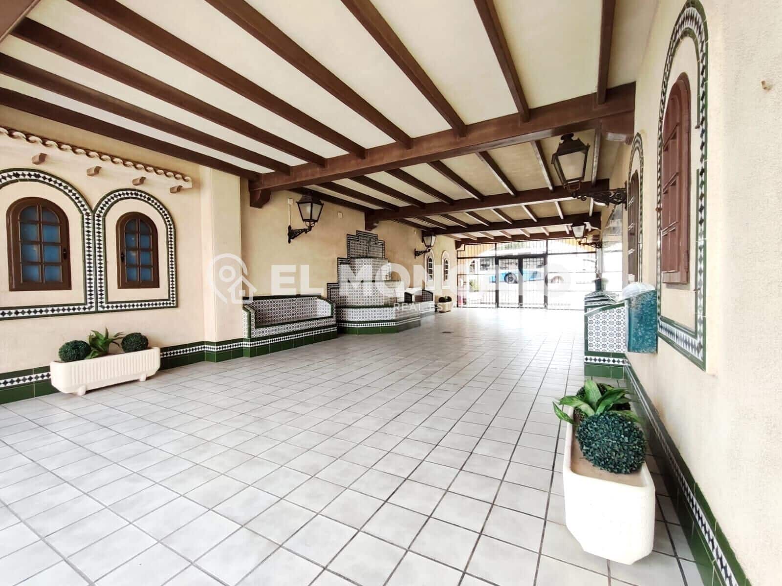 Studio til salgs i Torrevieja med svømmebasseng - € 125 500 (Ref: 10120175)