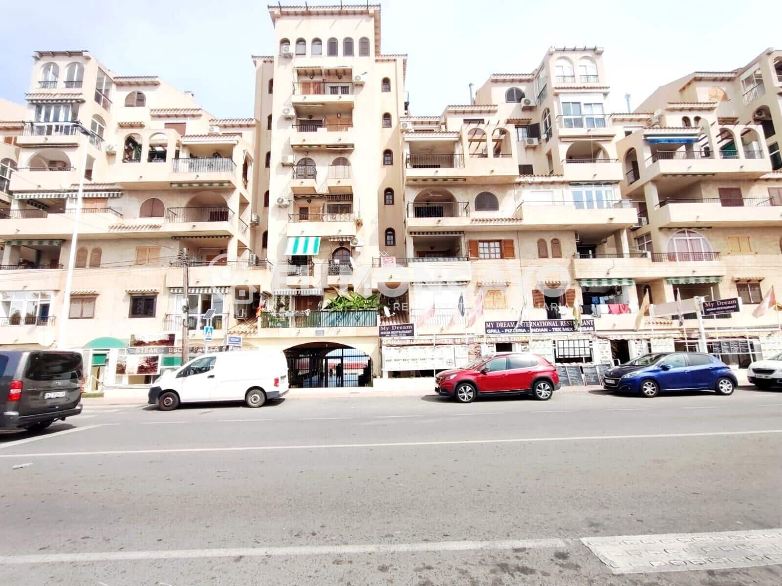 Studio til salgs i Torrevieja med svømmebasseng - € 125 500 (Ref: 10120175)