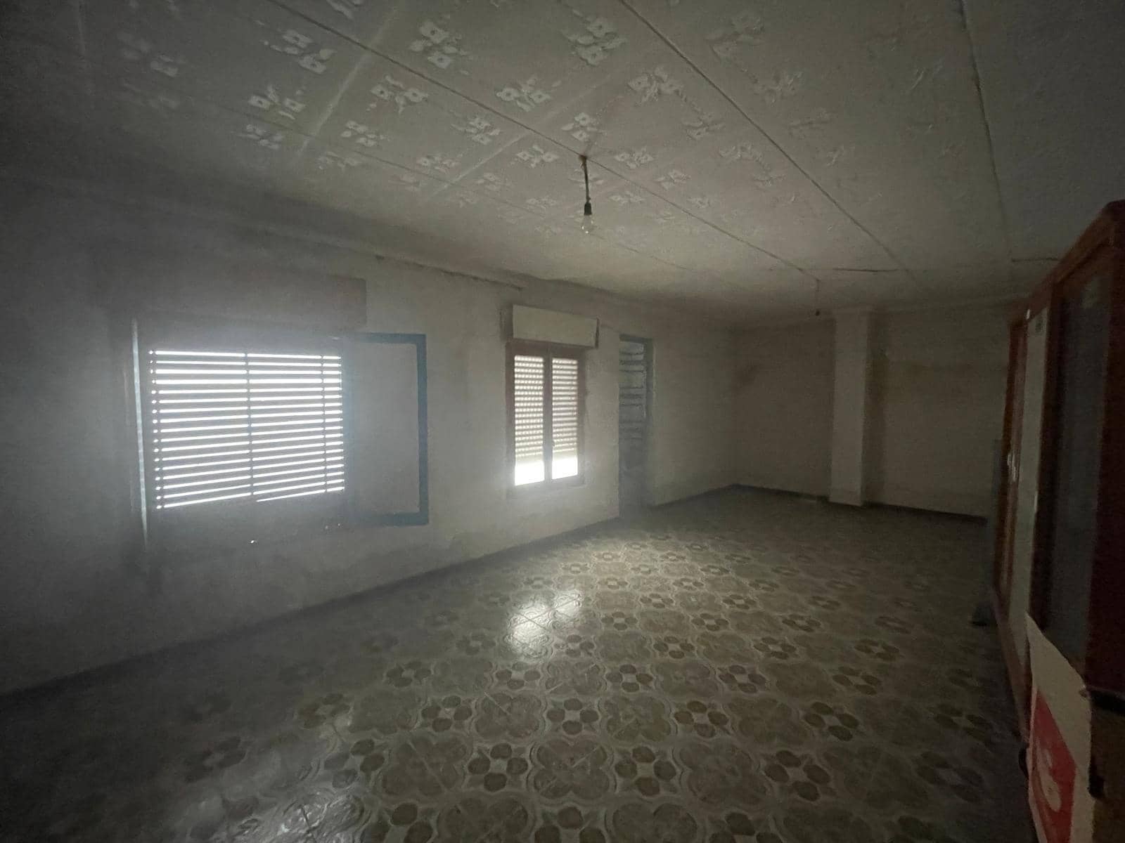 7 makuuhuone Omakotitalo myytävänä paikassa Rojales - 105 000 € (Ref: 10120177)