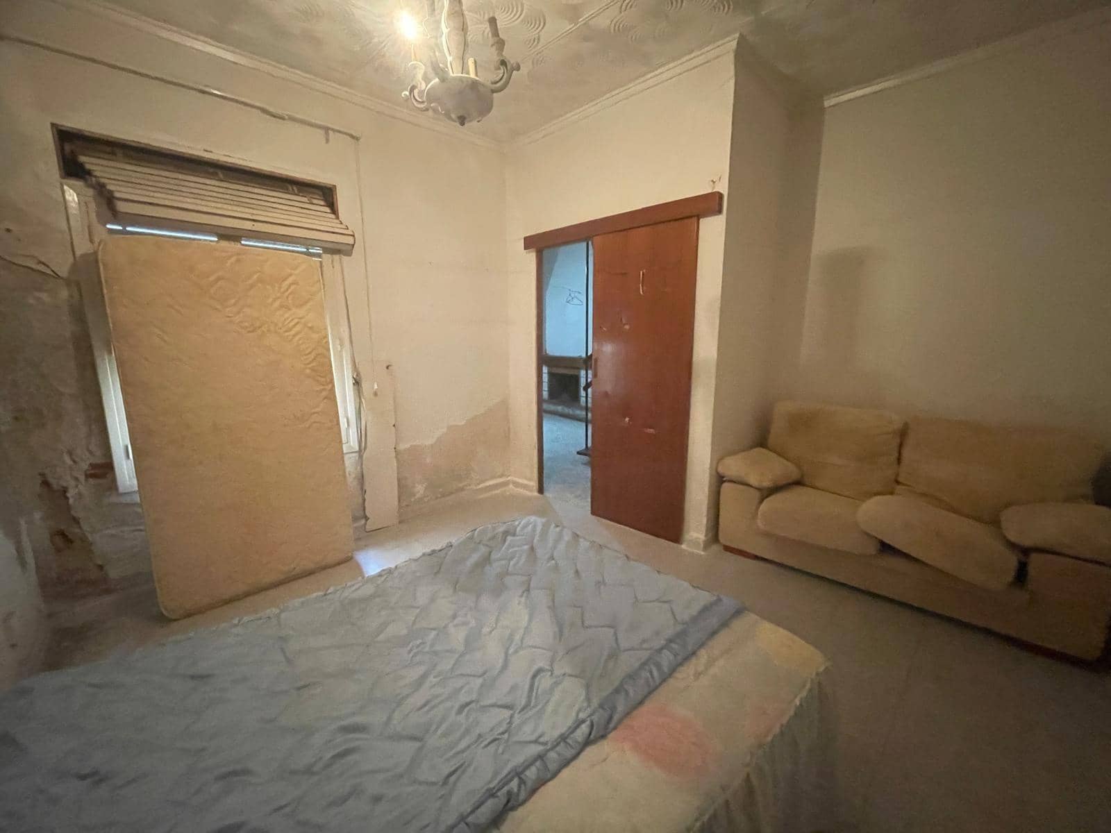 7 makuuhuone Omakotitalo myytävänä paikassa Rojales - 105 000 € (Ref: 10120177)