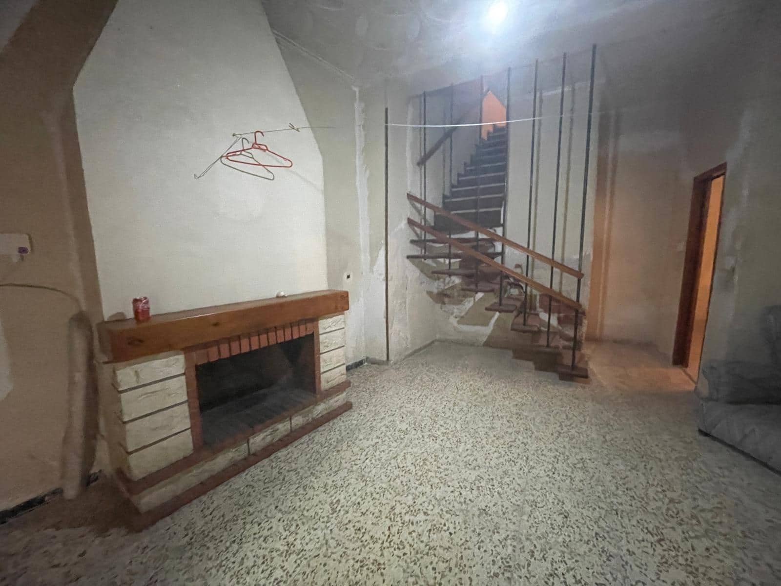 7 makuuhuone Omakotitalo myytävänä paikassa Rojales - 105 000 € (Ref: 10120177)