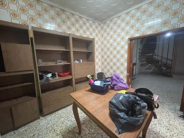 7 makuuhuone Omakotitalo myytävänä paikassa Rojales - 105 000 € (Ref: 10120177)