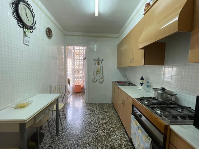 3 soveværelse Lejlighed til salg i Guardamar del Segura - € 165.000 (Ref: 10129437)